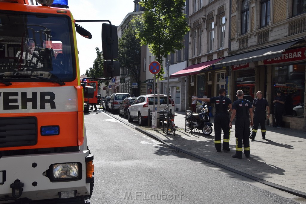 Feuer 1 Koeln Muelheim Berlinerstr P14.JPG - Miklos Laubert